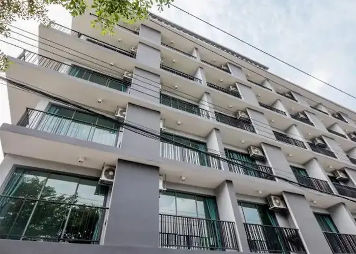 Nidhra * Bangkok