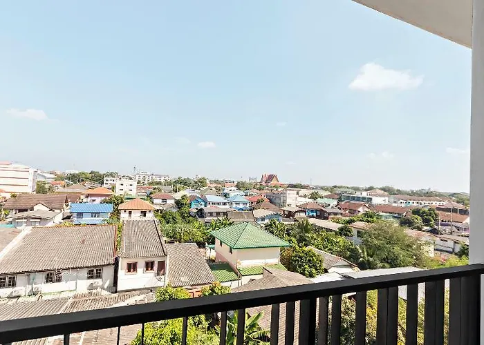 Nidhra * Bangkok